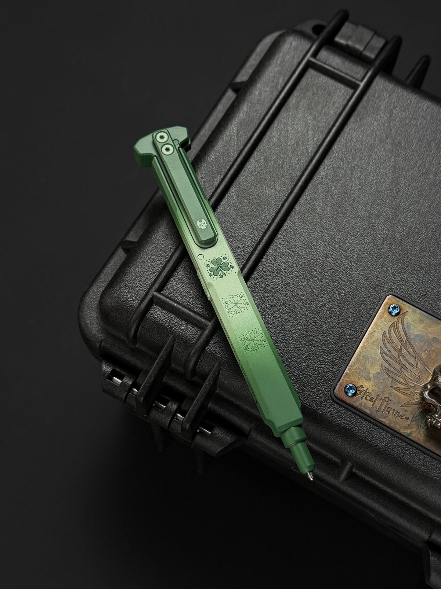 TacticalGeek Lucky Clover Actuator 12 Titanium Tactical Pen