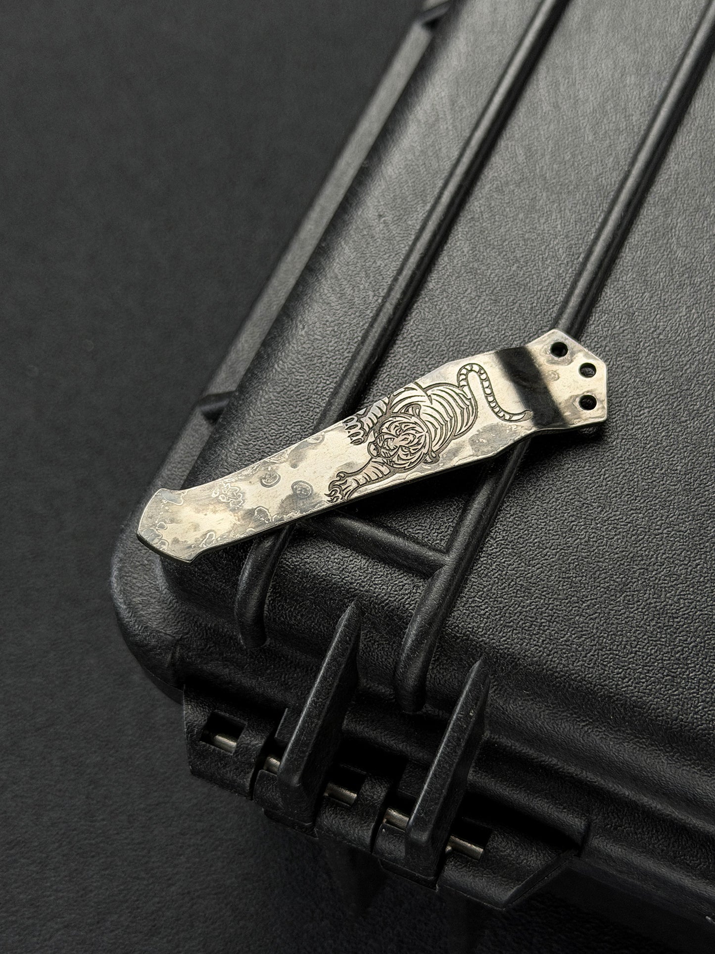 STEEL FLAME 3-Hole 2D Tiger Pocket Clip