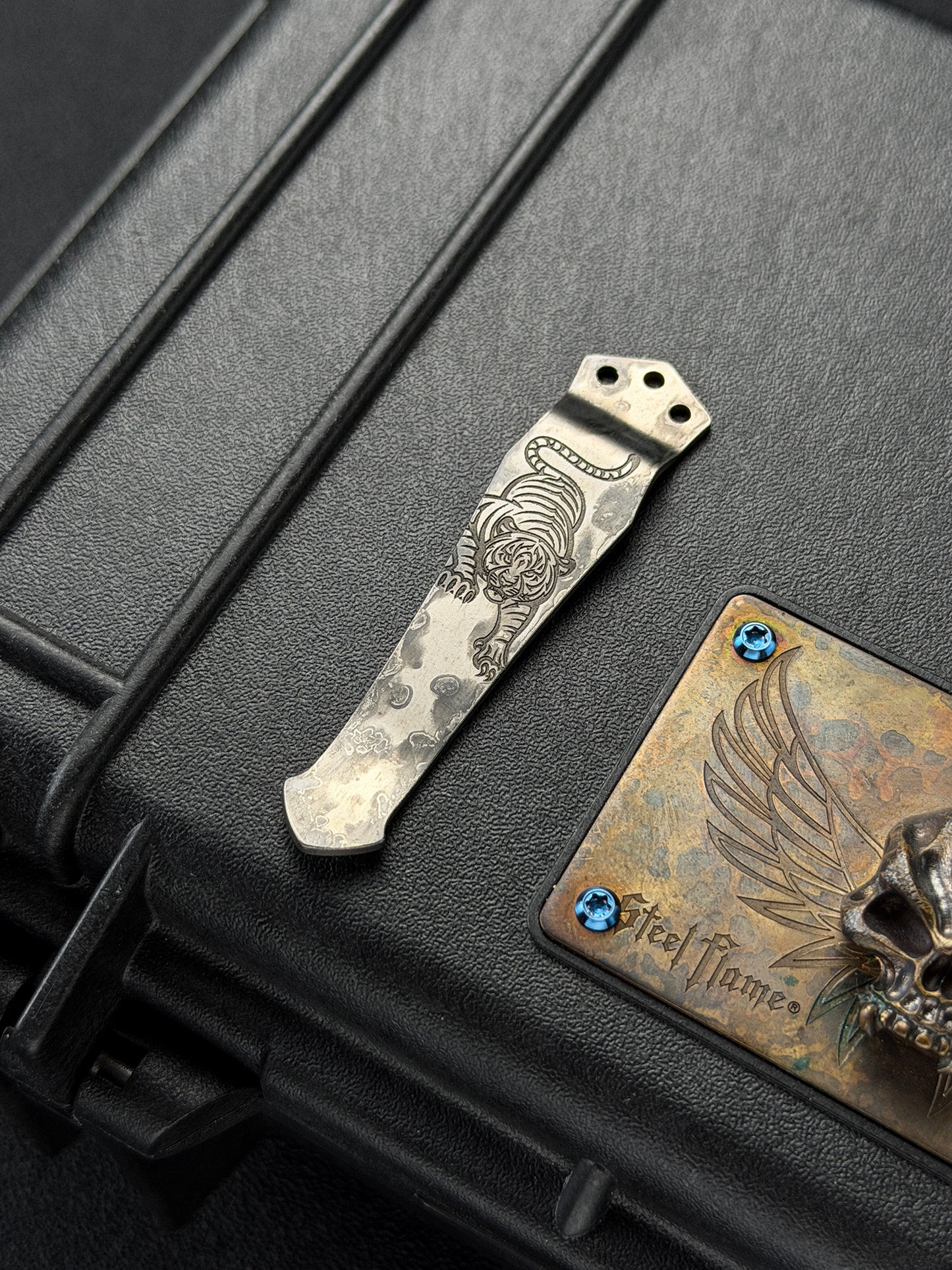 STEEL FLAME 3-Hole 2D Tiger Pocket Clip