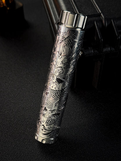One-Off 黄海龍 手彫り Steel Flame フラスク／シガーチューブ Steel Flame × Starlingear ブロンズSlicksterクリップ付き