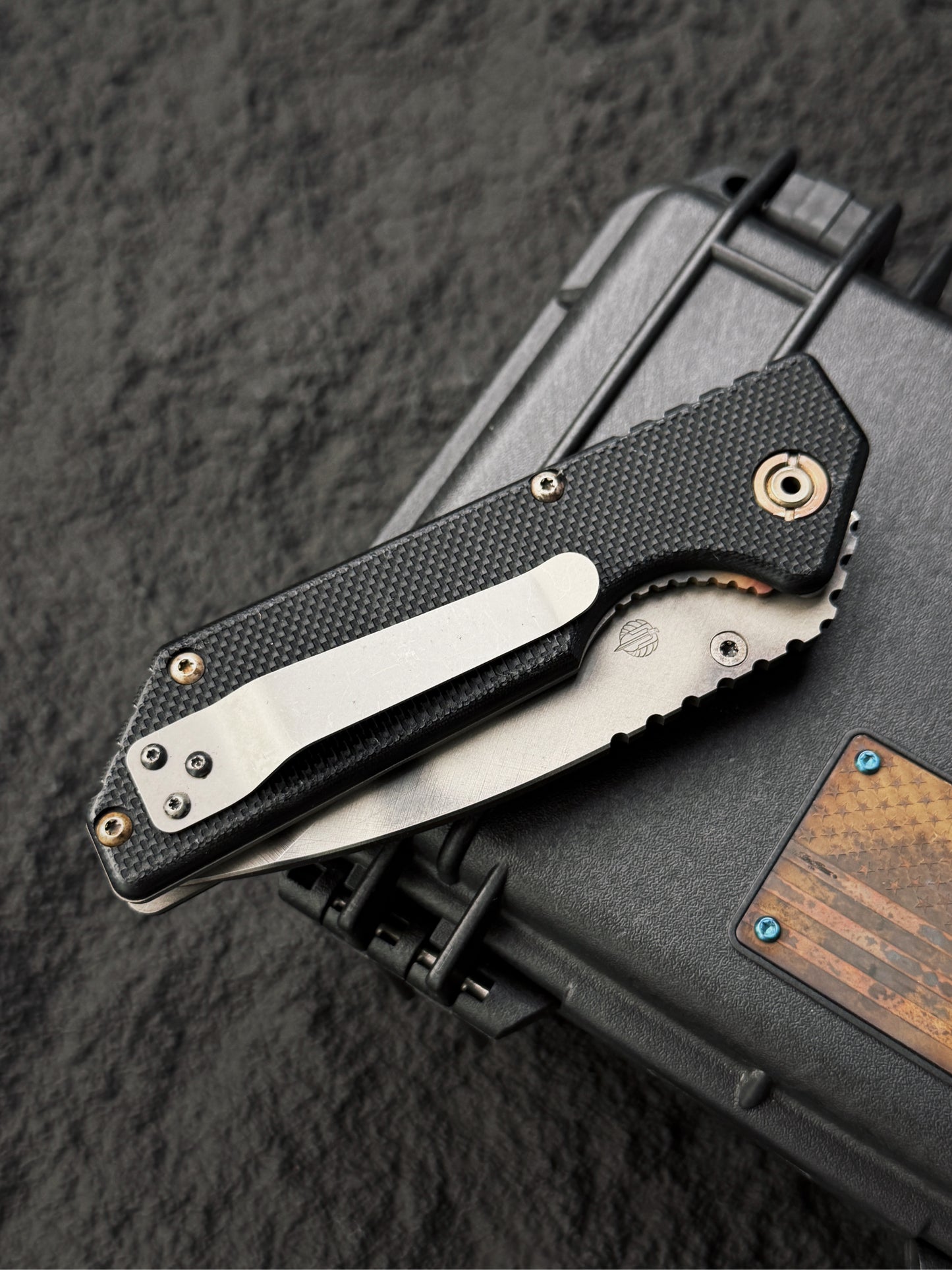 希少 オールドスクール Strider Knives AR Paul Bos フレイムマーク入り｜BG-42鋼・ブラックG10