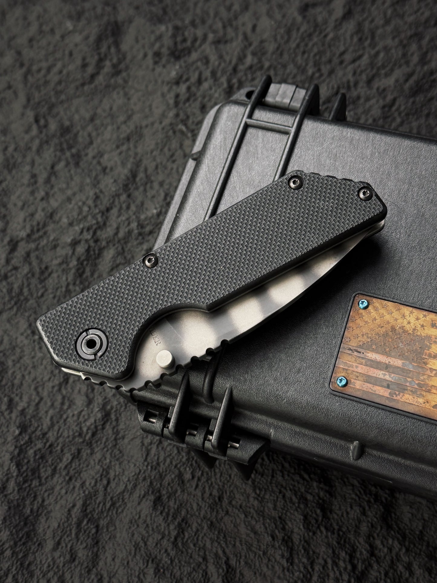 希少 オールドスクール Strider Knives AR Paul Bos フレイムマーク入り｜CPM S30V・ブラックG10
