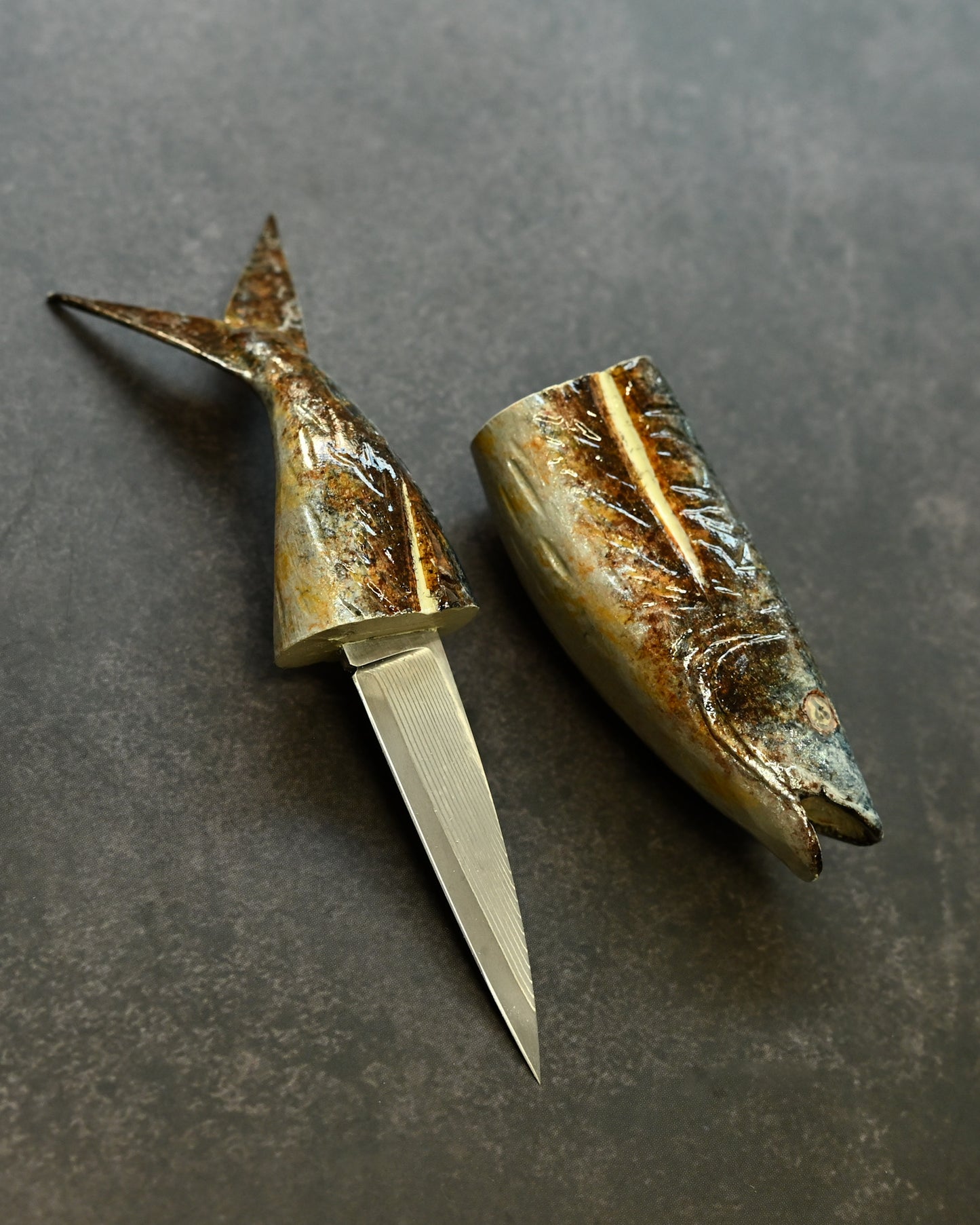 Tsuguo Kurosawa Handmade Mini Knife – Laminated Steel · Grilled Fish Design