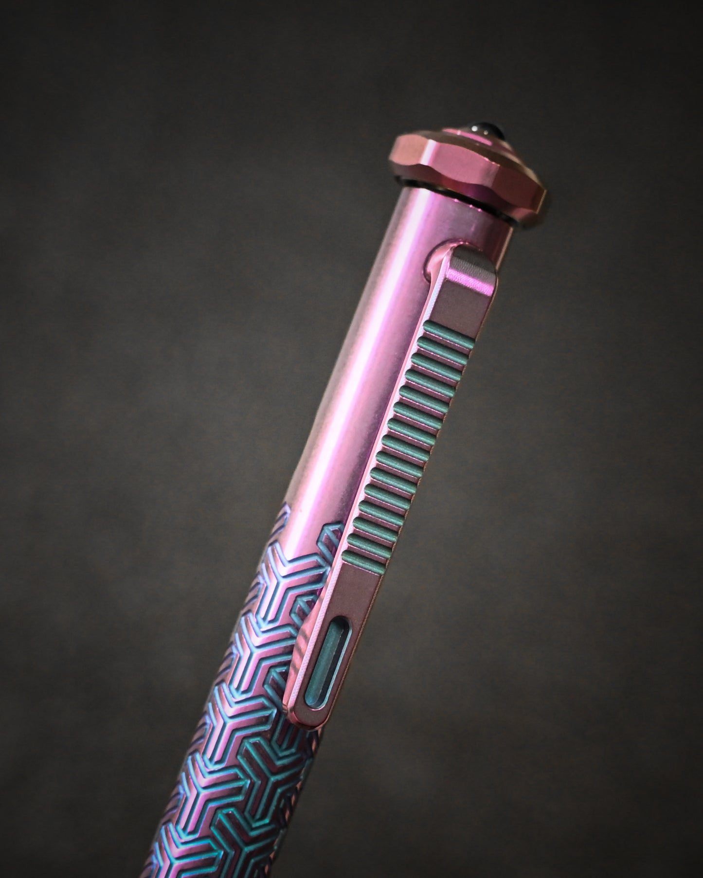 TACRAY Titanium Bolt Action Pen sunizumi Interlock pattern