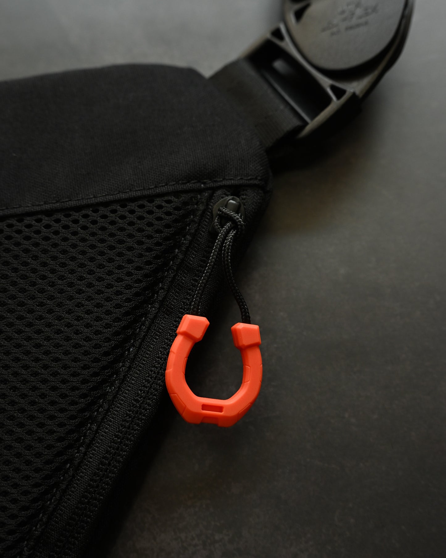 TacticalGeek Cache L1 Concealed Carry Shoulder Bag