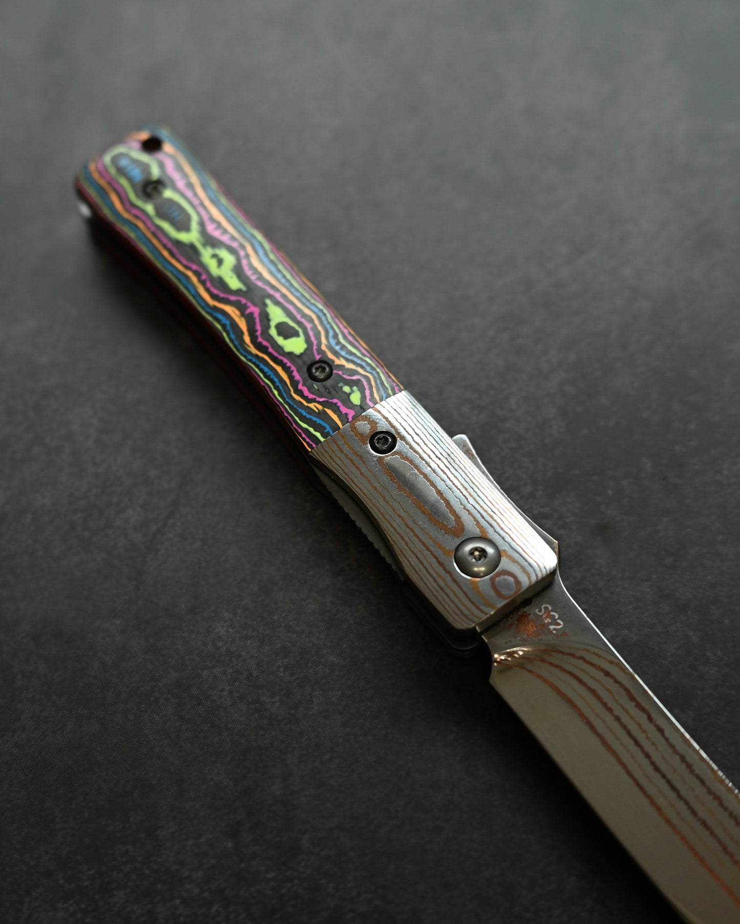 Haoworks Design Eirou  (Shadow Wolf) SG2 Mokume Damascus Folding Knife  Neon Lava Handle