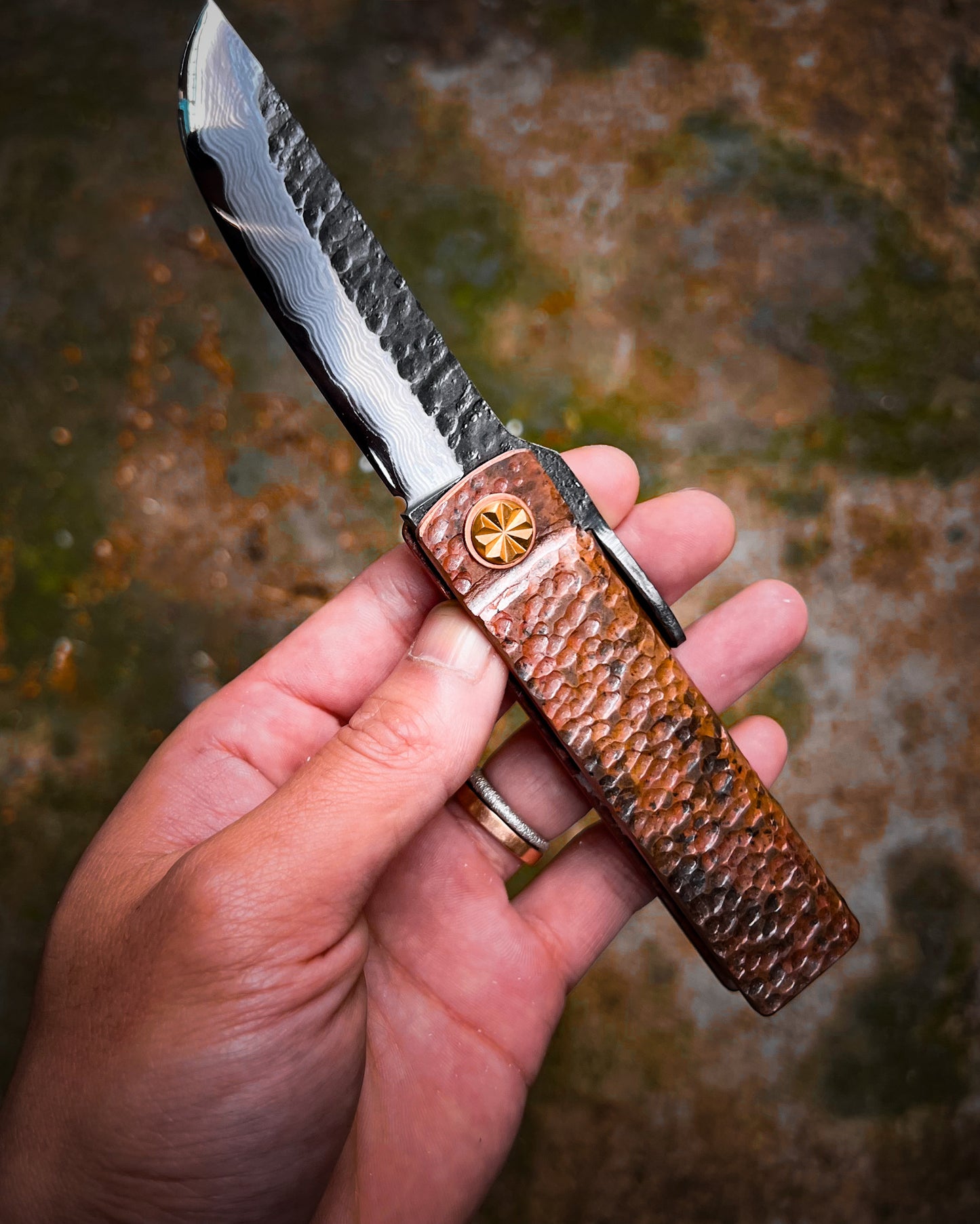 Fat Guard Style Custom Folding Knife – Hand-Forged Damascus San Mai Blade with O1 Core & Hammered Copper Handle (Limited to 20)