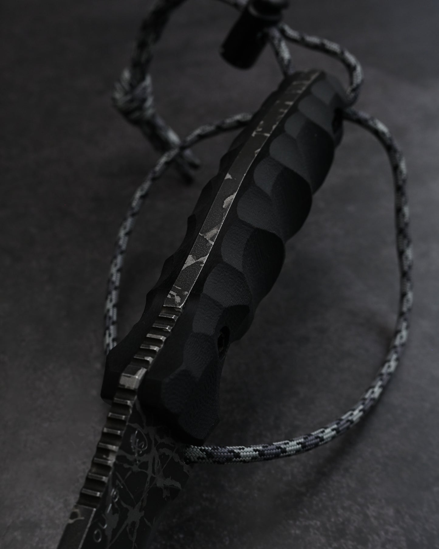 KIKUKNIVES AOKITAKAZE Rare Ginza Exhibition Edition – OU-31 Steel, Black G10 Handle, Personally Signed