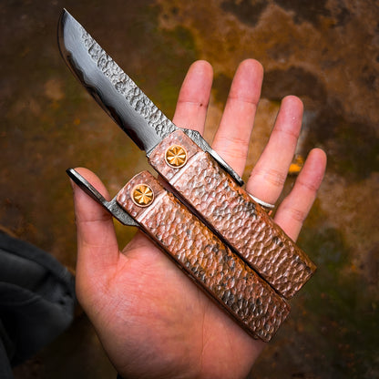 Fat Guard Style Custom Folding Knife – Hand-Forged Damascus San Mai Blade with O1 Core & Hammered Copper Handle (Limited to 20)