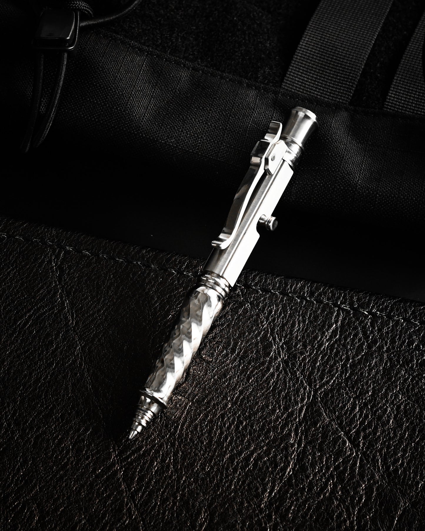 Hidetoshi Nakayama Custom Tactical Pen  Twist Pattern Body ＋Damascus Blade Head