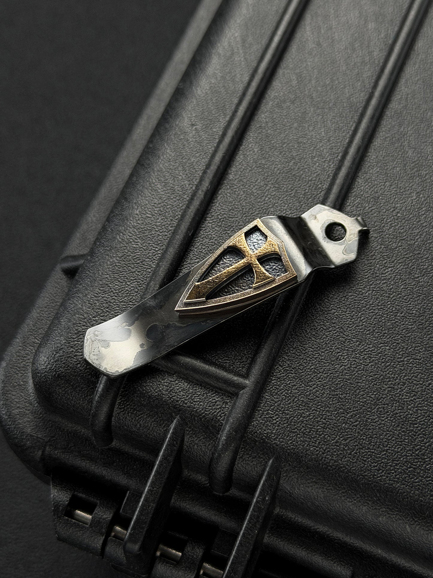 Steel Flame × Starlingear × Strider Knives Collaboration Crusader Orange-Peel Bronze Shield Pocket Clip