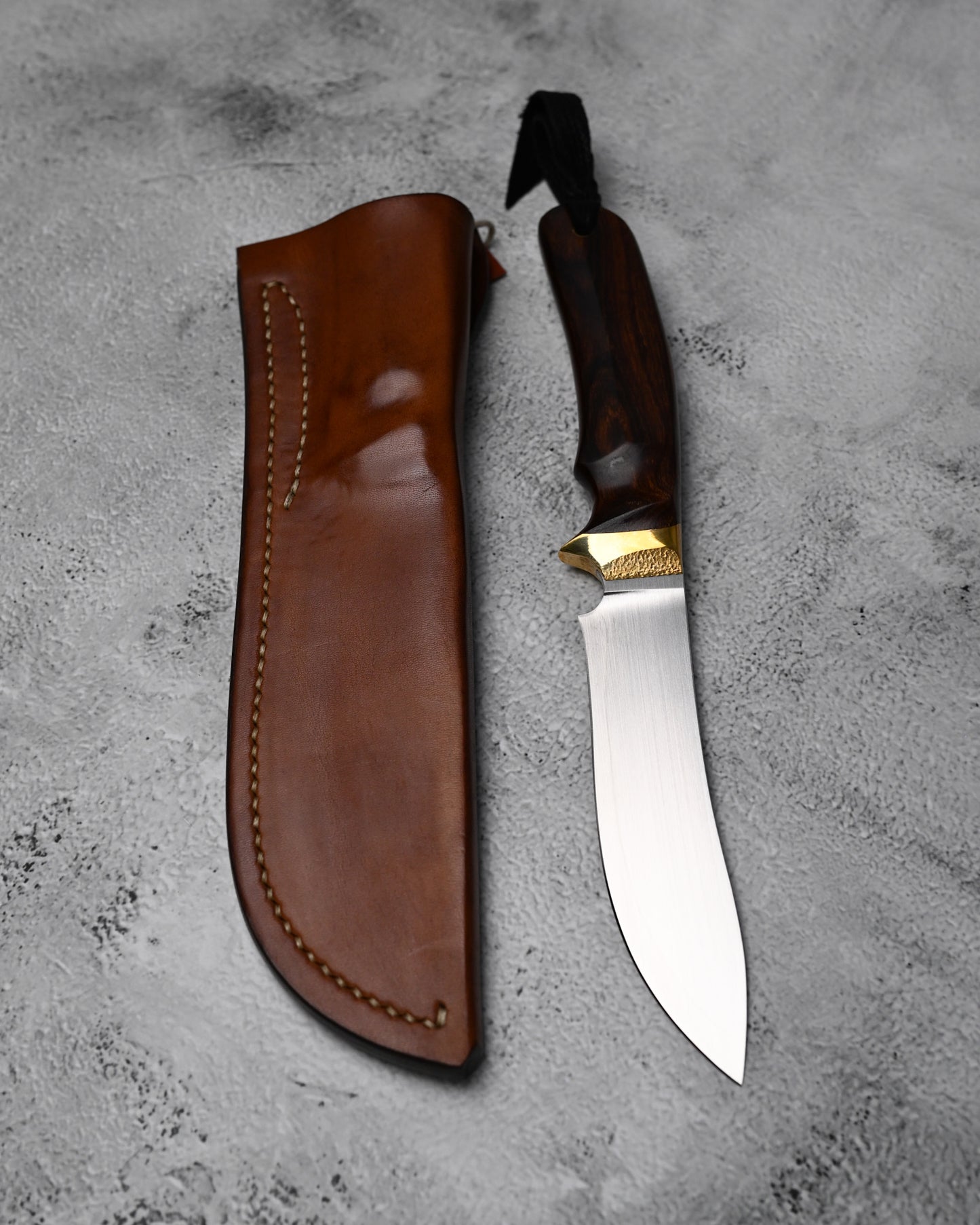 Japan Made Hiroshi Saito Handmade VG10 Outdoor Knife｜Desert Ironwood Handle｜Vegetable-Tanned Leather Sheath