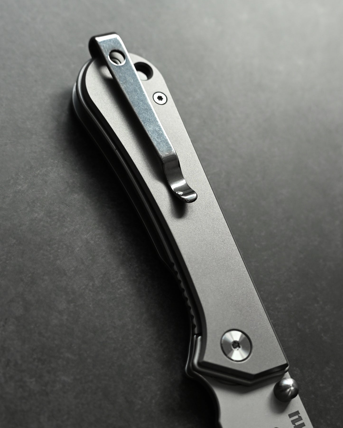 NUKNIVES Titanium Quick-Open Replaceable Blade Utility Knife  Kumpanter U23