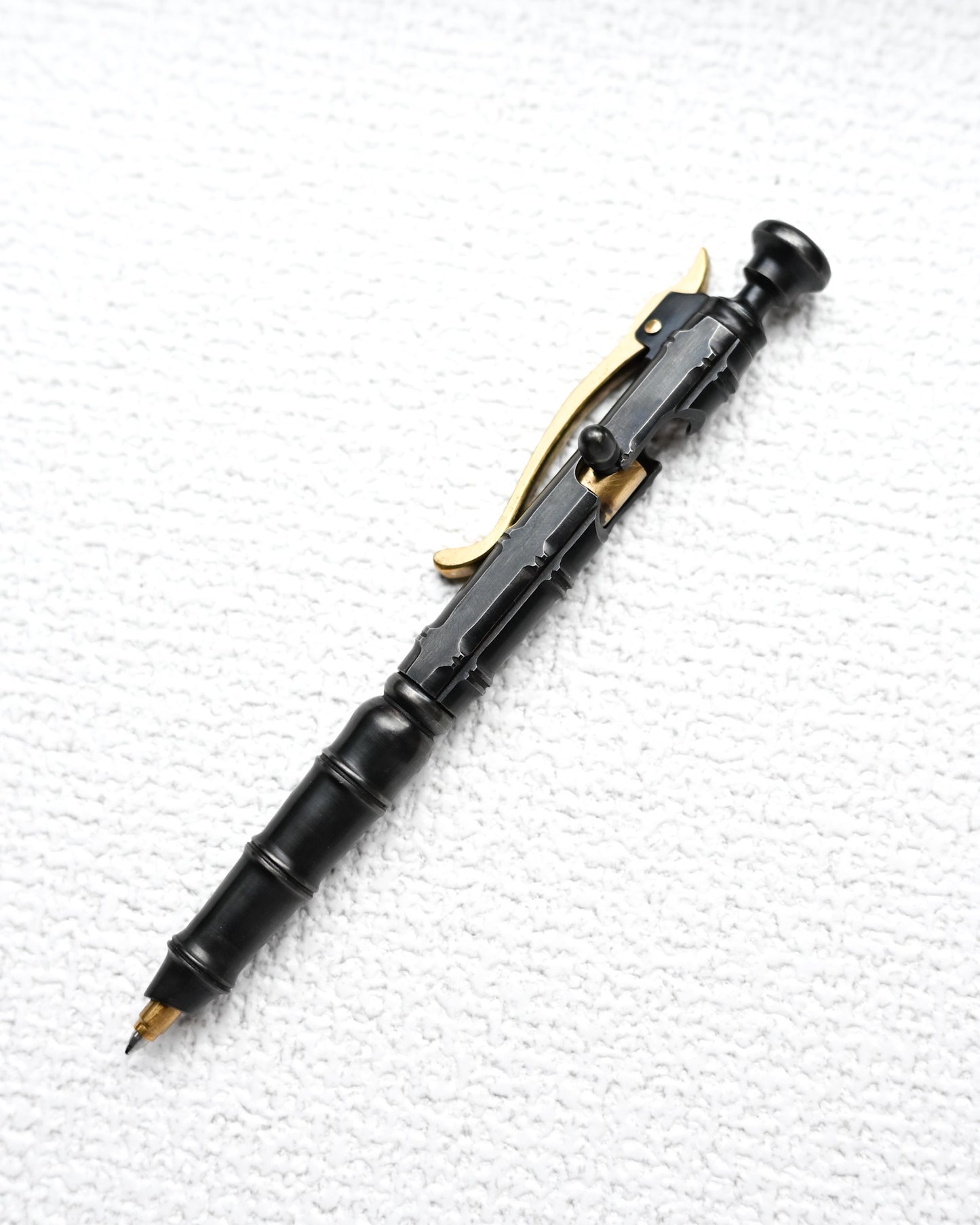 Nakayama Hideotoshi Handmade Tactical Pen – Bolt Action | Blackened Stainless Steel + Brass Accents | Bamboo-Inspired Design