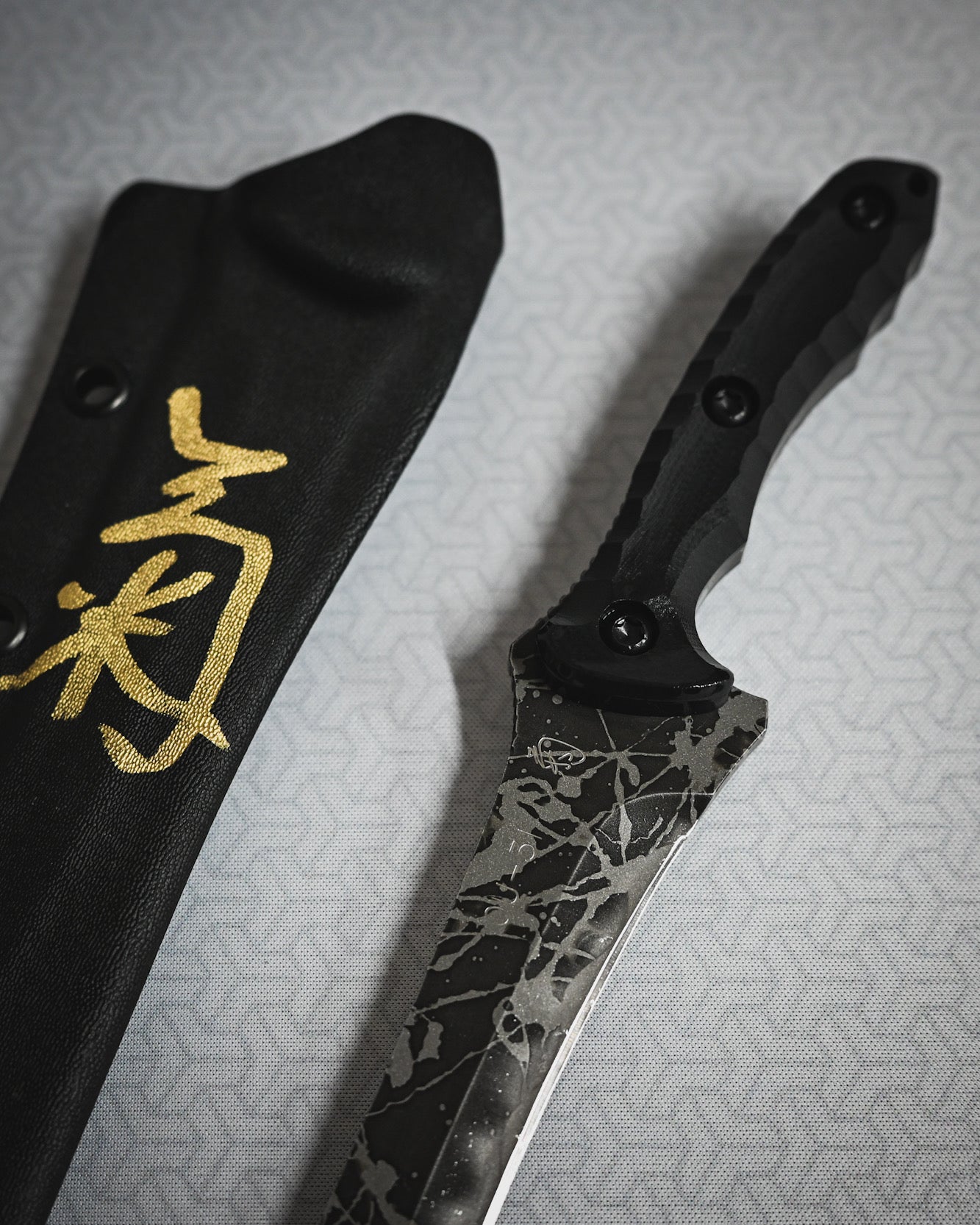 Kikuknives Silver Dragon SP-Mini | Kiku Matsuda Signature Fixed Blade - OU-31 Steel | 2025 Tokyo Ginza Knife Show Edition