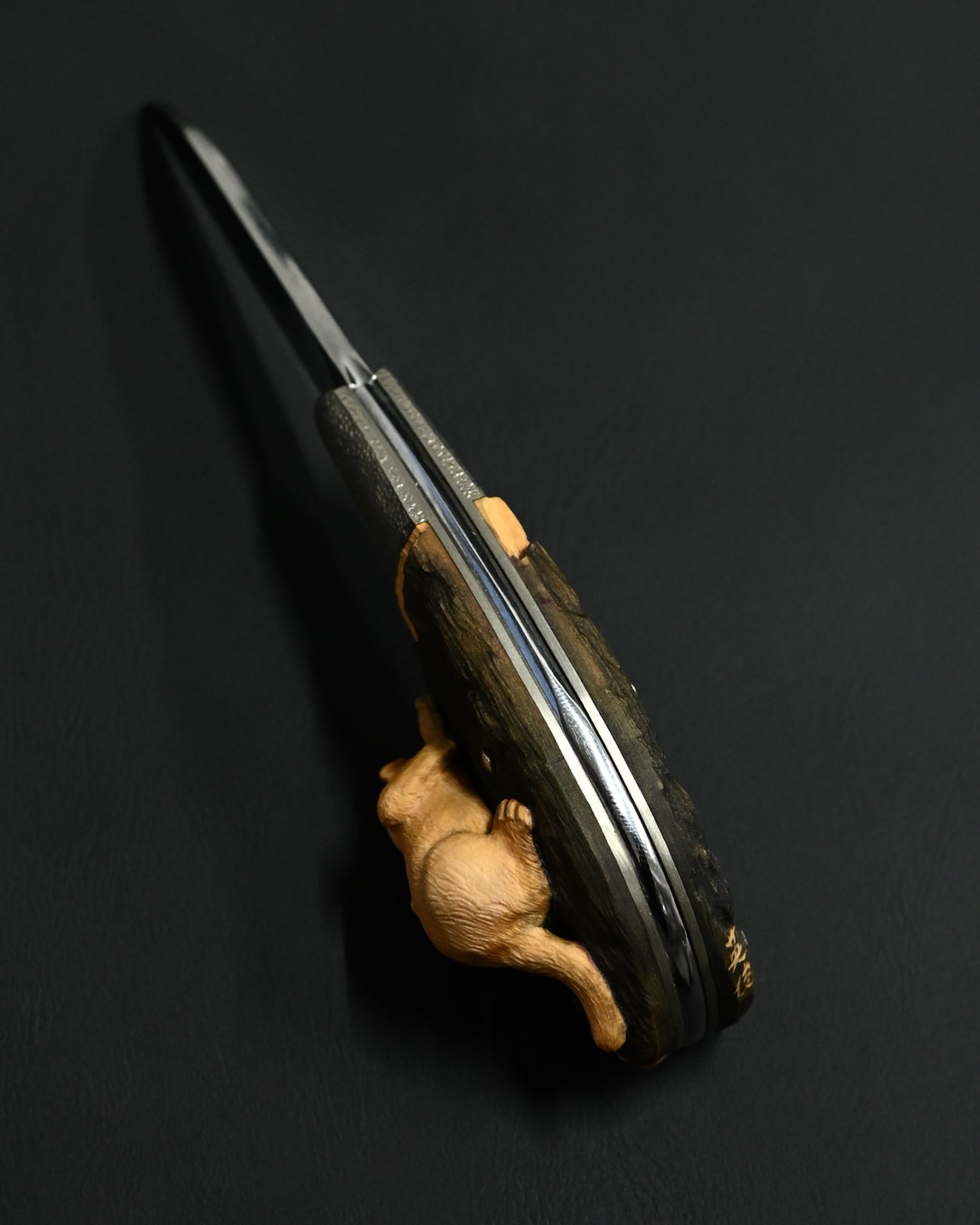 Hidetoshi Nakayama “Cat Knife” — Hand-Carved Folding Art Knife with Climbing Cat Handle