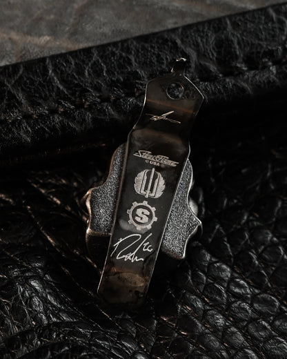 Rare Steel Flame × Starlingear × Strider Knives XXXL Silver Devil Slickster Ruby Eye Pocket Clip – Signed Edition