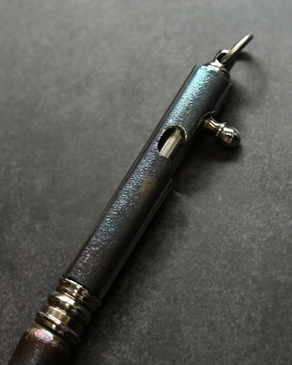 Hidetoshi Nakayama Skull Bolt-Action Pen – Simulated Rifle Bolt Mechanism