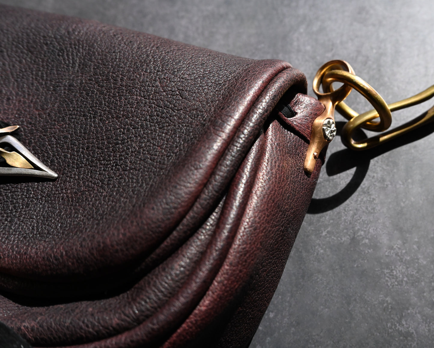 Wtopia CH4 ハンドメイド・カスタムバッグ バーガンディ（ワンオフ・一点物）