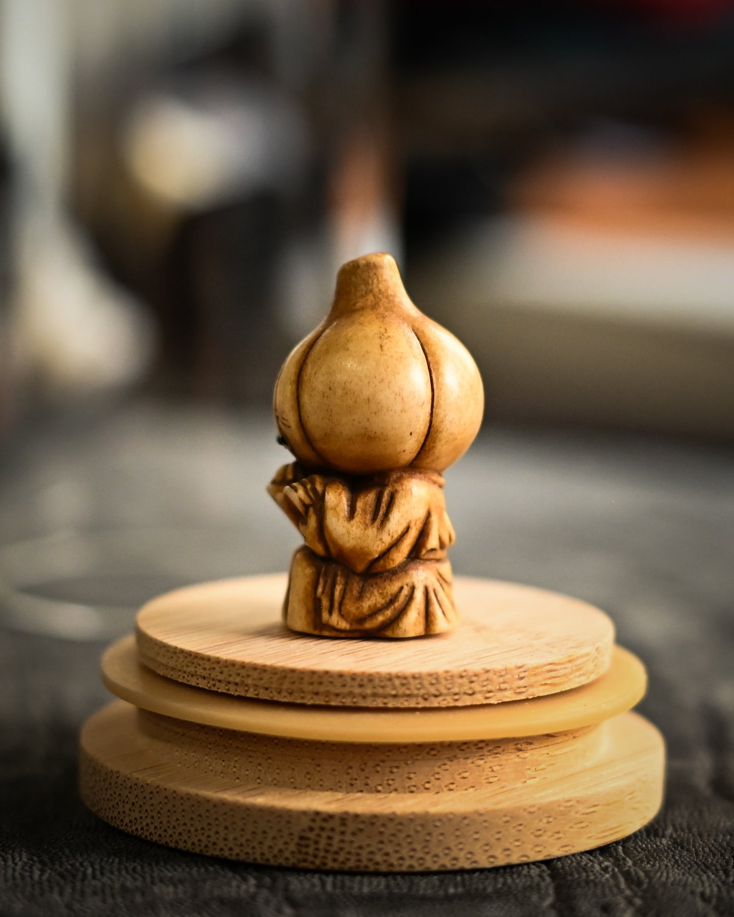 秋実童子 鹿角手彫り根付 Sunizumi Select ワンオフ作品