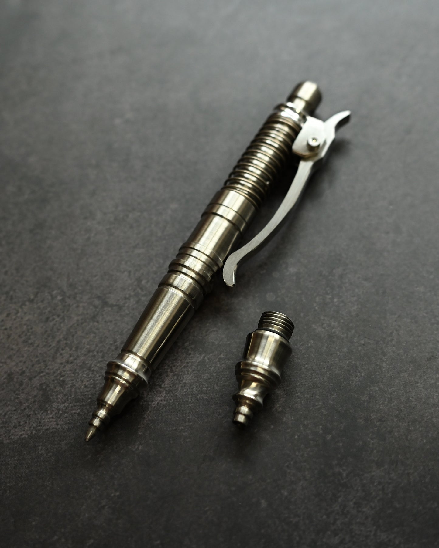 Hidetoshi Nakayama Bolt-Action Rotating Pen – Hidden Mechanism, Dual-Length Design