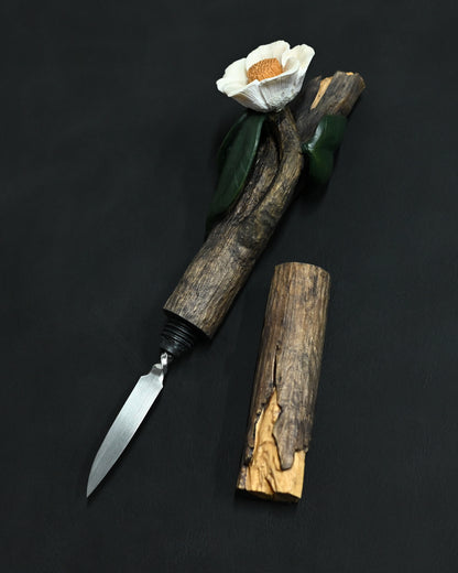 Hidetoshi Nakayama “Flower Knife” — Handmade Art Knife with Boxwood Handle & Antler Blossom