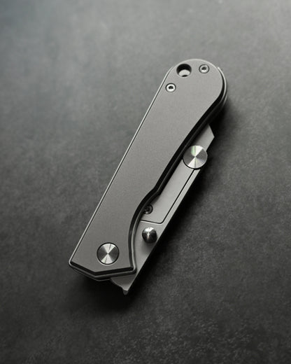 NUKNIVES Titanium Quick-Open Replaceable Blade Utility Knife  Kumpanter U23