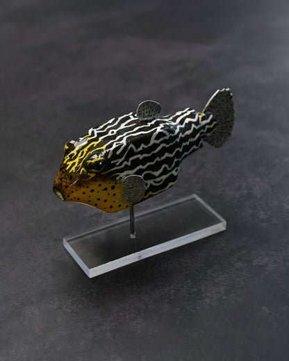 銀座展示会限定 黒澤次夫 手作り ステンレスミニナイフ「ハコフグ」 木彫・手彩色・漆仕上げ魚型シース