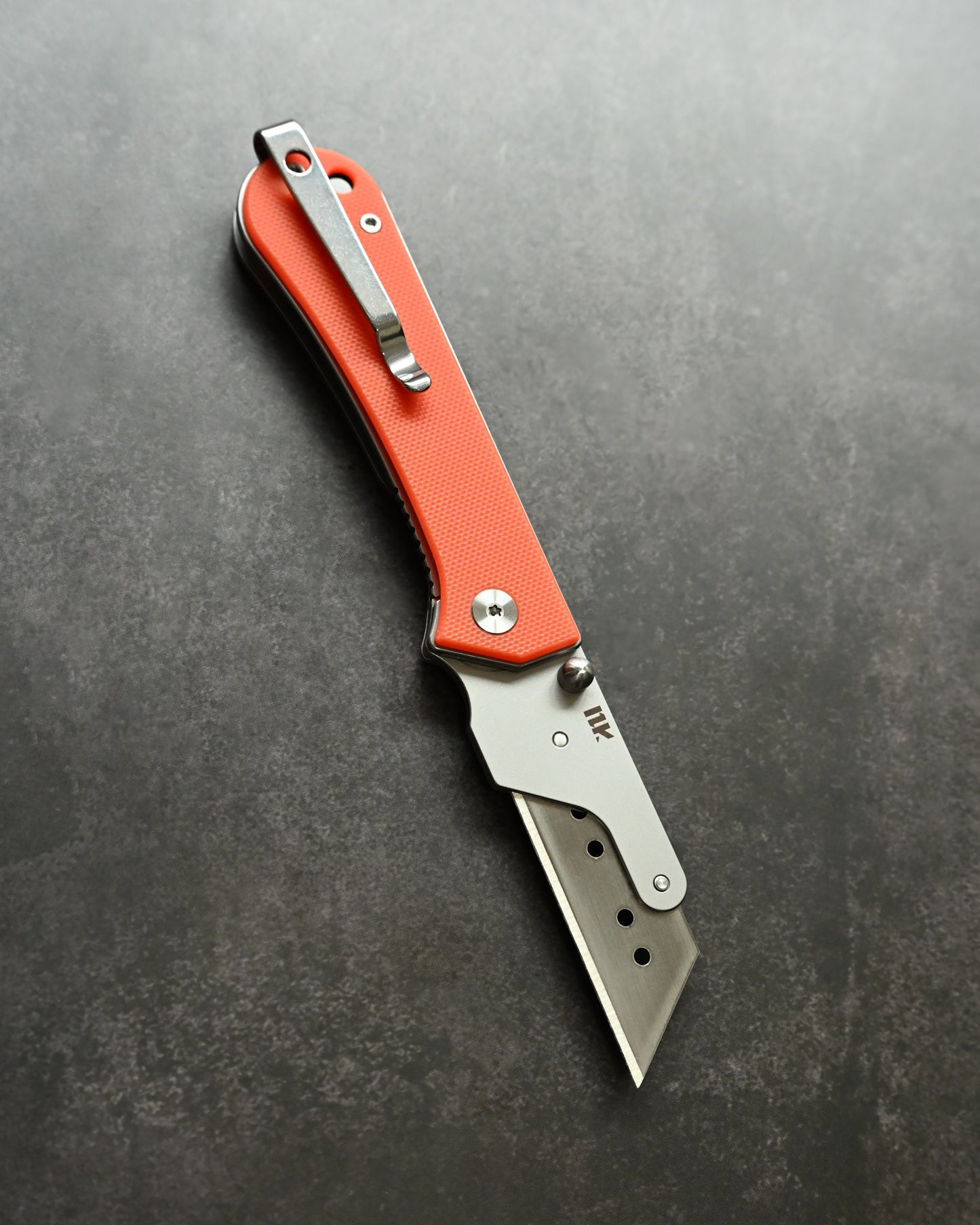 NUKNIVES Orange G10 Handle Quick-Open Replaceable Blade Utility Knife | Kumpanter U23