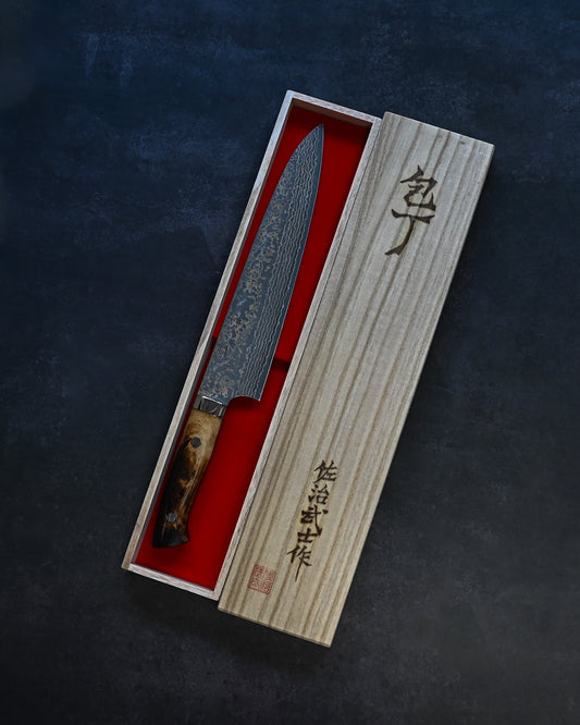 Takeshi Saji  – Traditional Japanese Kitchen Knife VG10 Damascus Gyuto 240mm – Brown Bone Handle 