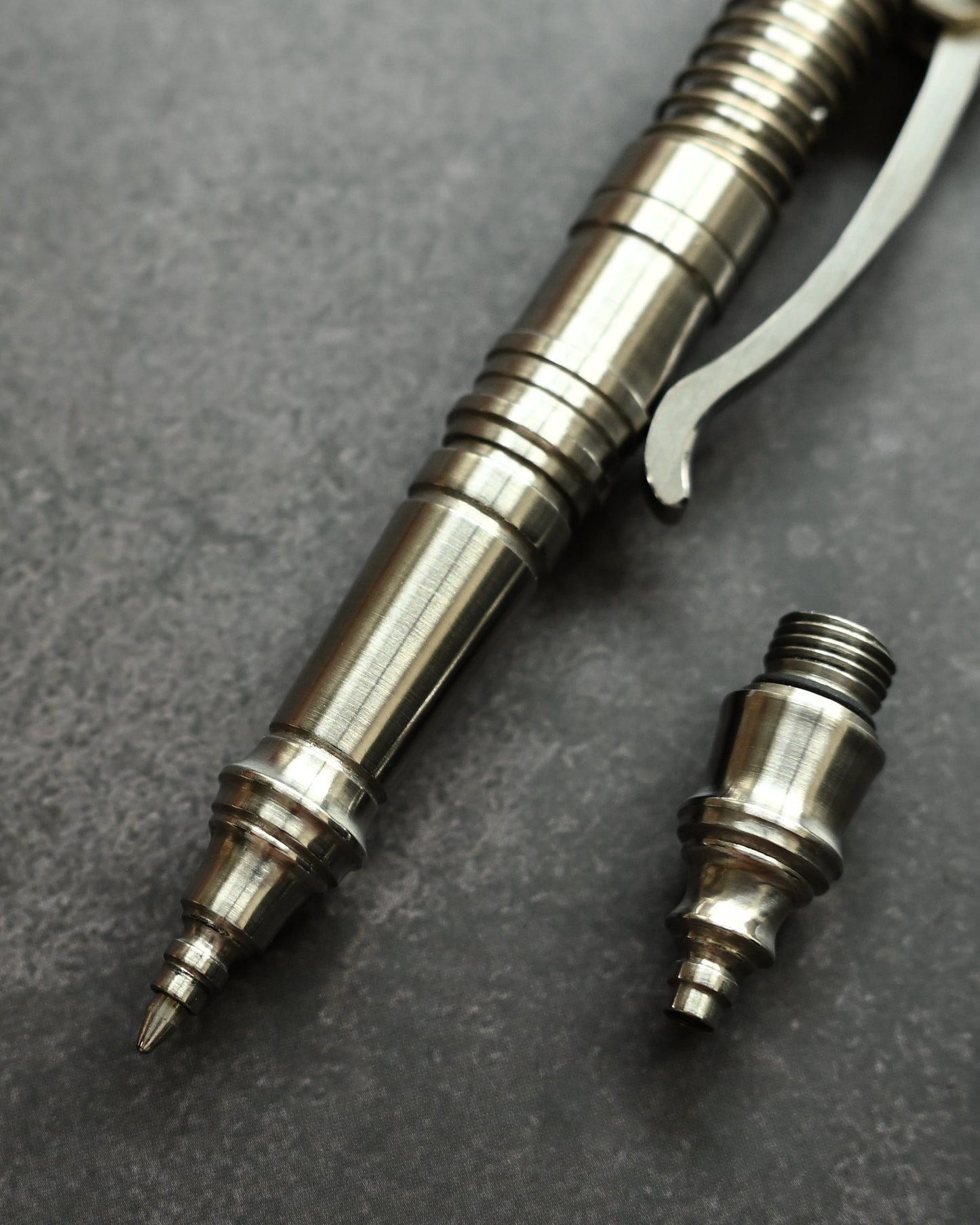 Hidetoshi Nakayama Bolt-Action Rotating Pen – Hidden Mechanism, Dual-Length Design