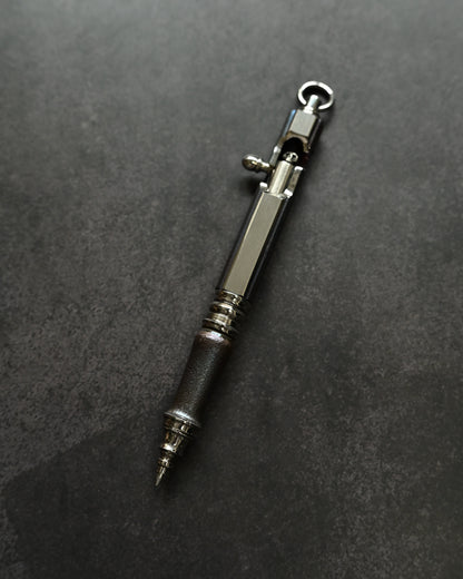 Hidetoshi Nakayama Skull Bolt-Action Pen – Simulated Rifle Bolt Mechanism