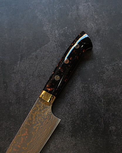 佐治武士 有色ダマスカス 牛刀 210mm ミガキ仕上げ 黒茶コーリアンハンドル 手打ち包丁