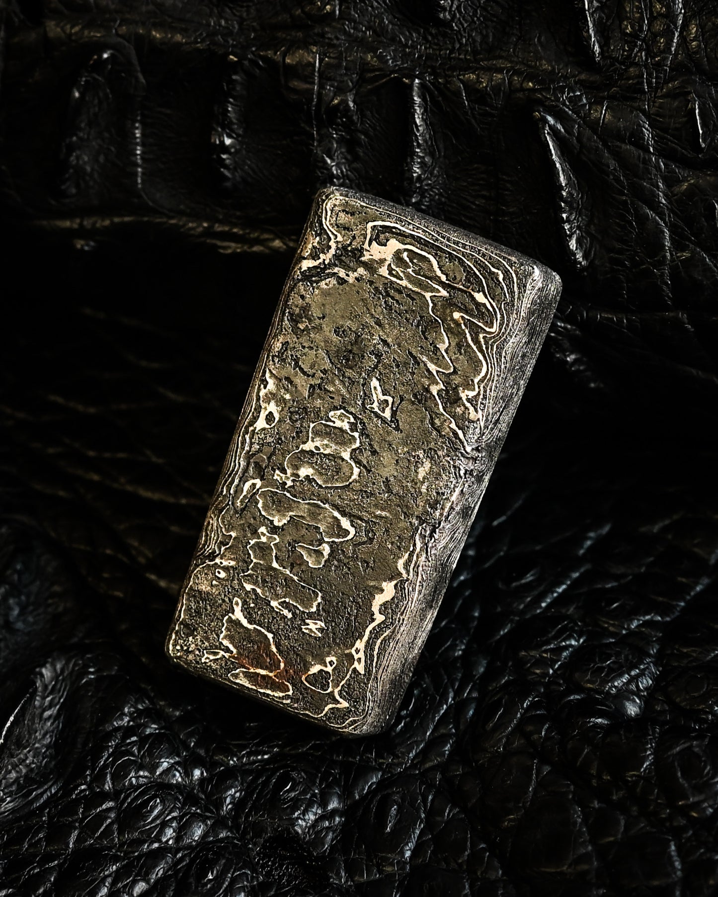 Made in Japan Wtopia × Sunizumi One-Off Forged Laminated Steel EDC Challenge Coin