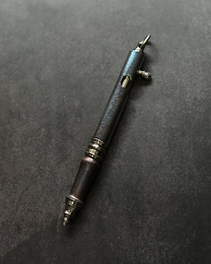 Hidetoshi Nakayama Skull Bolt-Action Pen – Simulated Rifle Bolt Mechanism