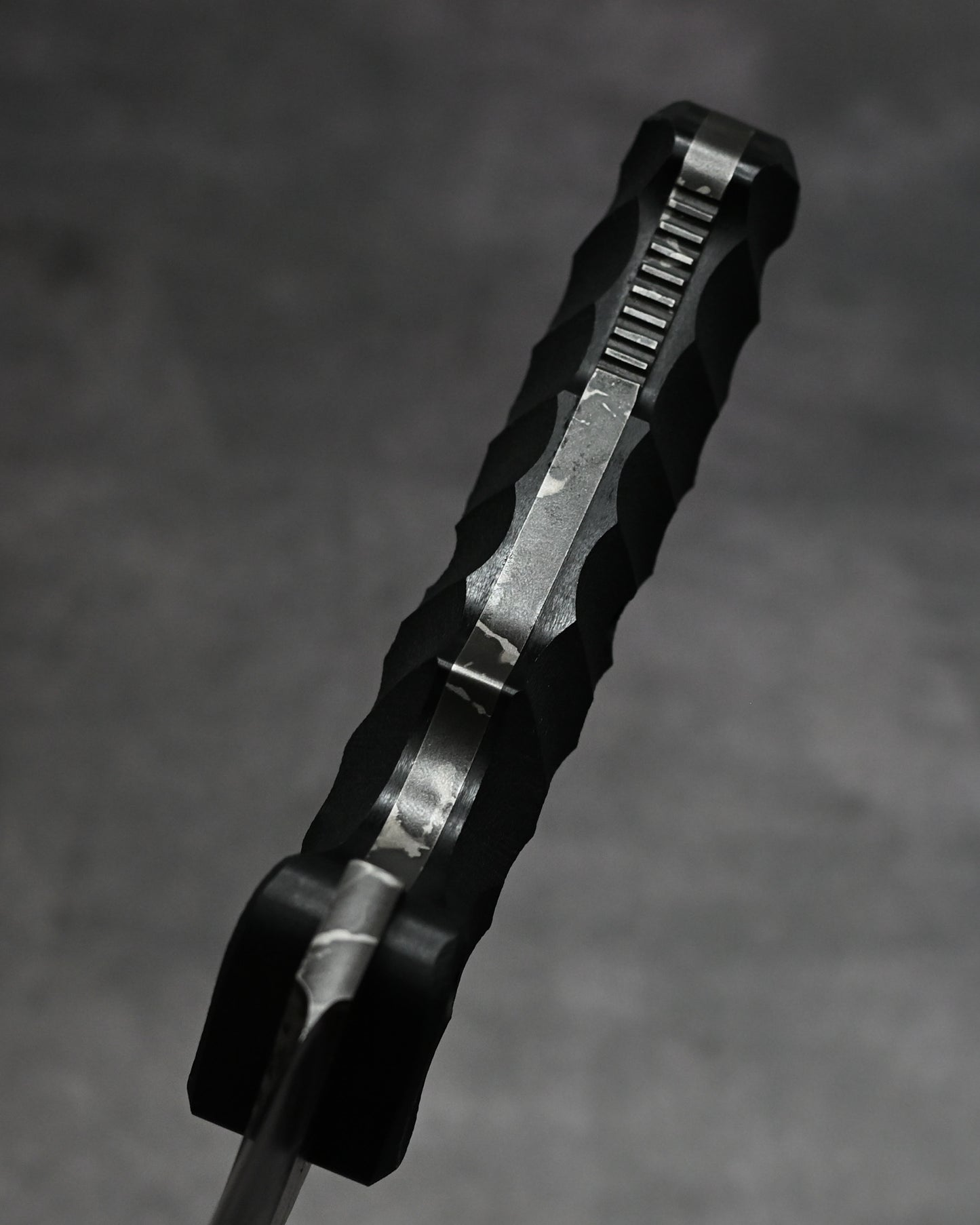 バサラ　松田菊男作  日本製 固定刃ナイフ  OU-31 鋼 × ブラック G-10