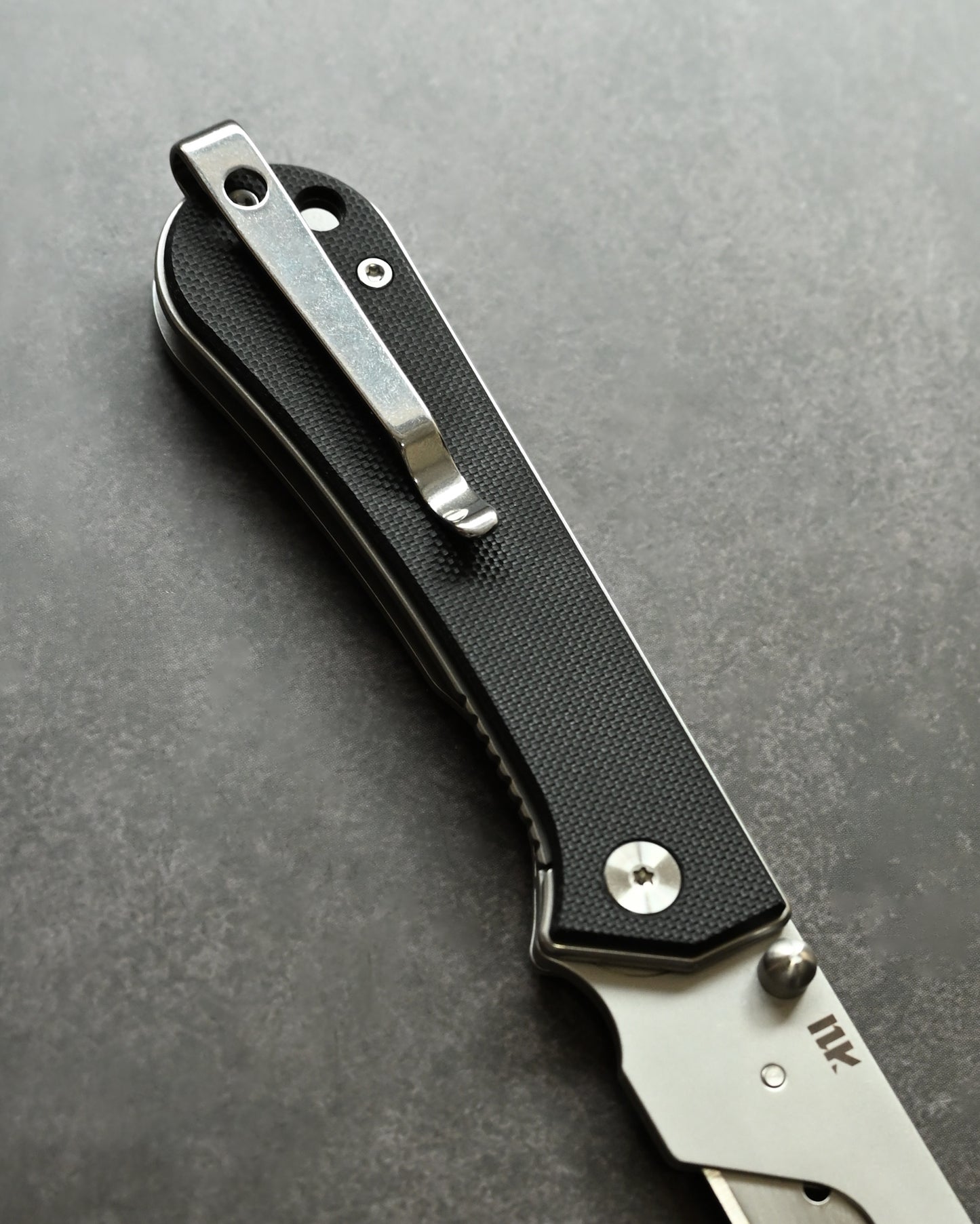 NUKNIVES Black G10 Handle Quick-Open Replaceable Blade Utility Knife | Kumpanter U23