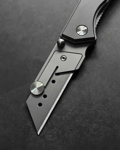 NUKNIVES Titanium Quick-Open Replaceable Blade Utility Knife  Kumpanter U23