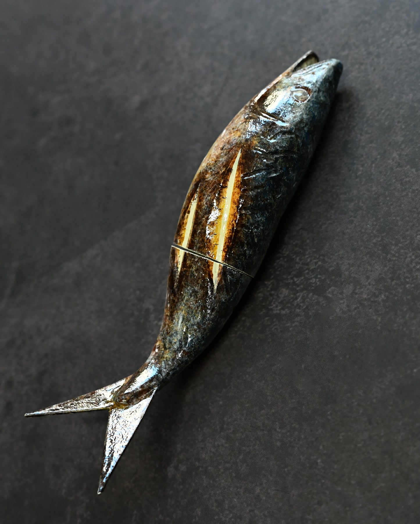 Tsuguo Kurosawa Handmade Mini Knife – Laminated Steel · Grilled Fish Design