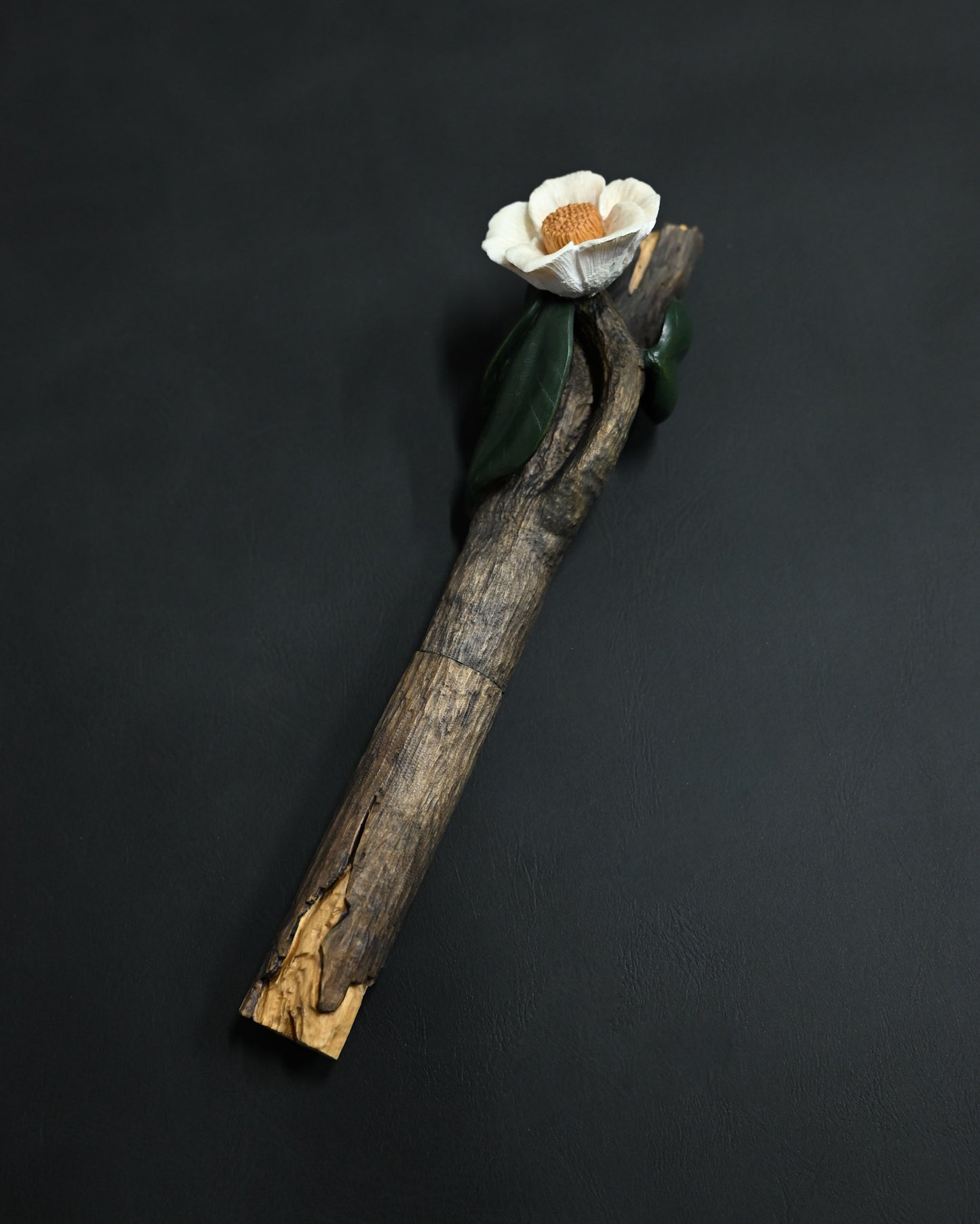 Hidetoshi Nakayama “Flower Knife” — Handmade Art Knife with Boxwood Handle & Antler Blossom