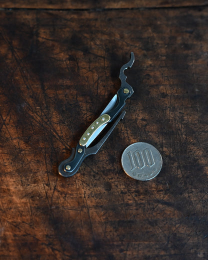 Handmade in Japan - Hidetoshi Nakayama’s Miniature Seahorse Knife, Vintage EDC Pocket Tool