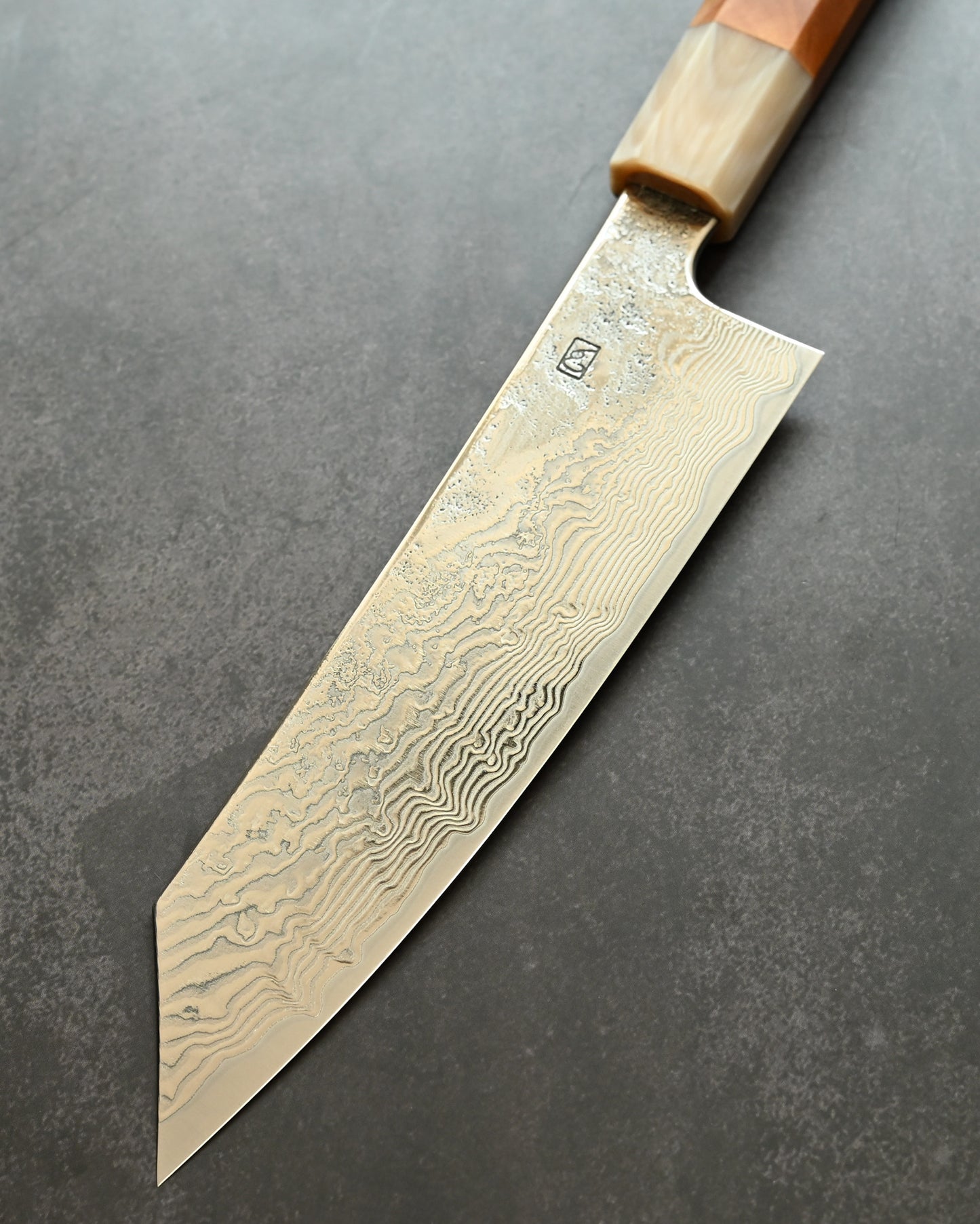 Saruku Homura-Un Knife 165mm Japanese Kitchen Knife SPG2 Damascus  Burl Wood Handle  Buffalo Horn Ferrule