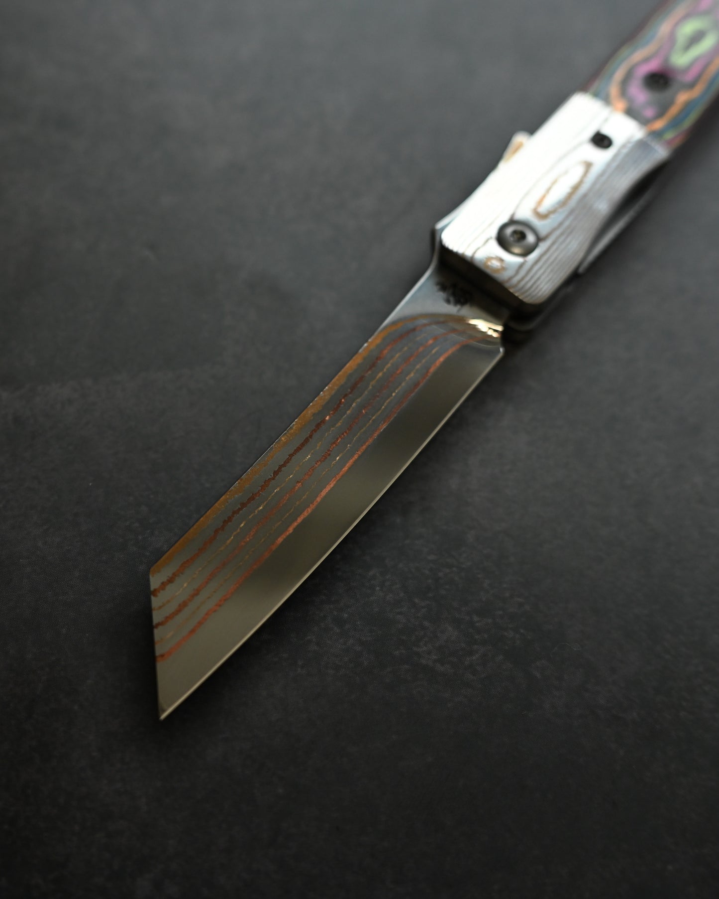 Haoworks Design Eirou  (Shadow Wolf) SG2 Mokume Damascus Folding Knife  Neon Lava Handle