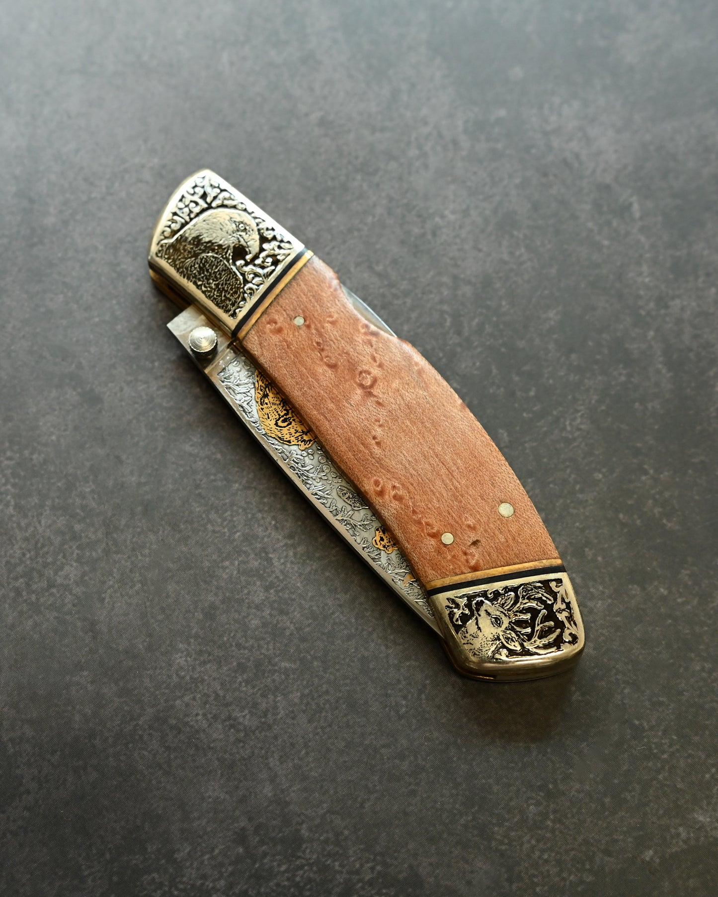Katsuhiko Miura Handmade Folding Knife – Animal Engraving Series