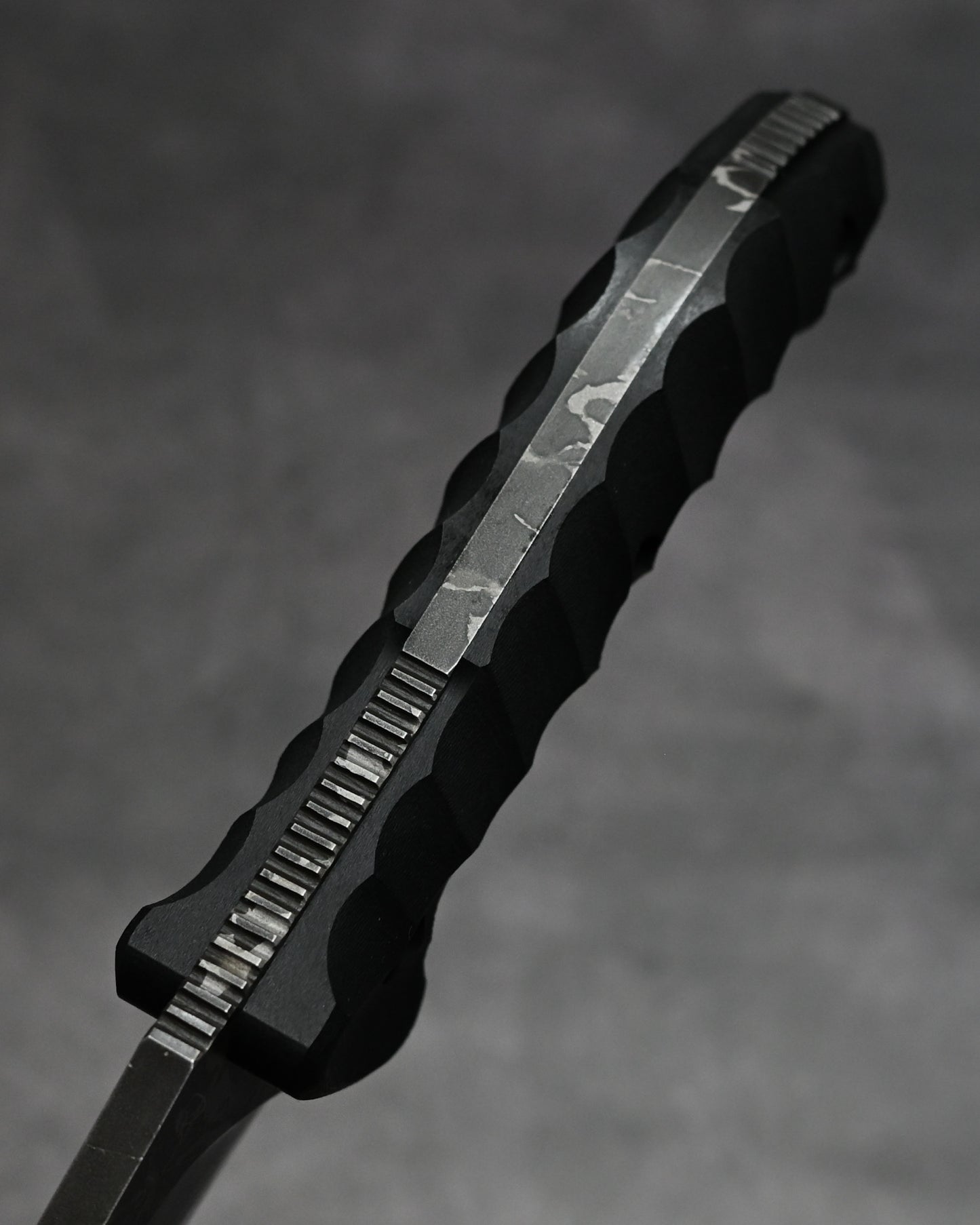 バサラ　松田菊男作  日本製 固定刃ナイフ  OU-31 鋼 × ブラック G-10