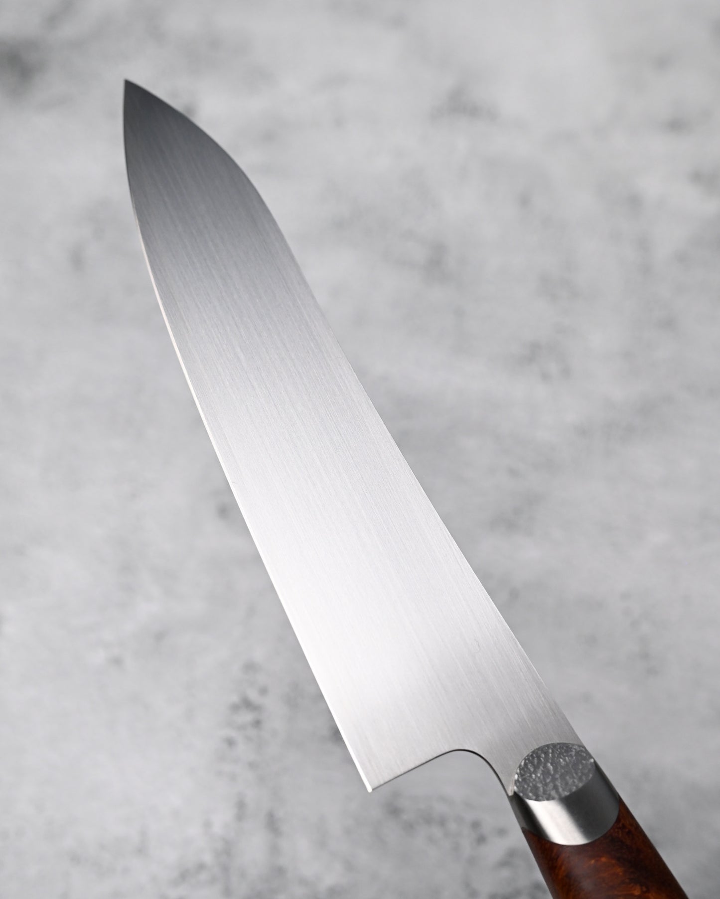 Japan Made Hiroshi Saito Handmade SG2 Chef Knife｜Karin Wood Handle｜Hand-Brushed Blade
