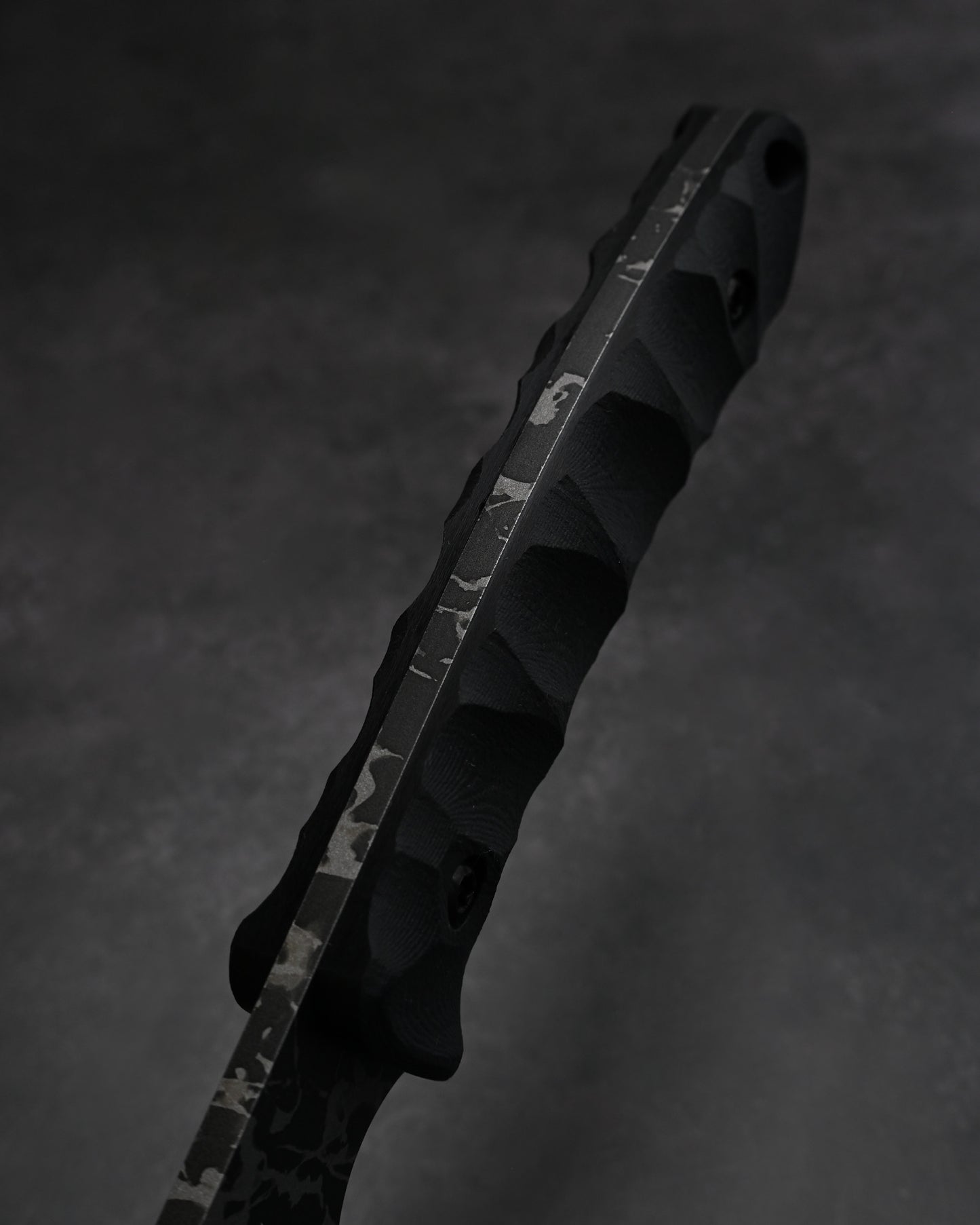 KIKUKNIVES HIEI W Rare Ginza Exhibition Edition – OU-31 Steel, Black G10 Handle, Personally Signed