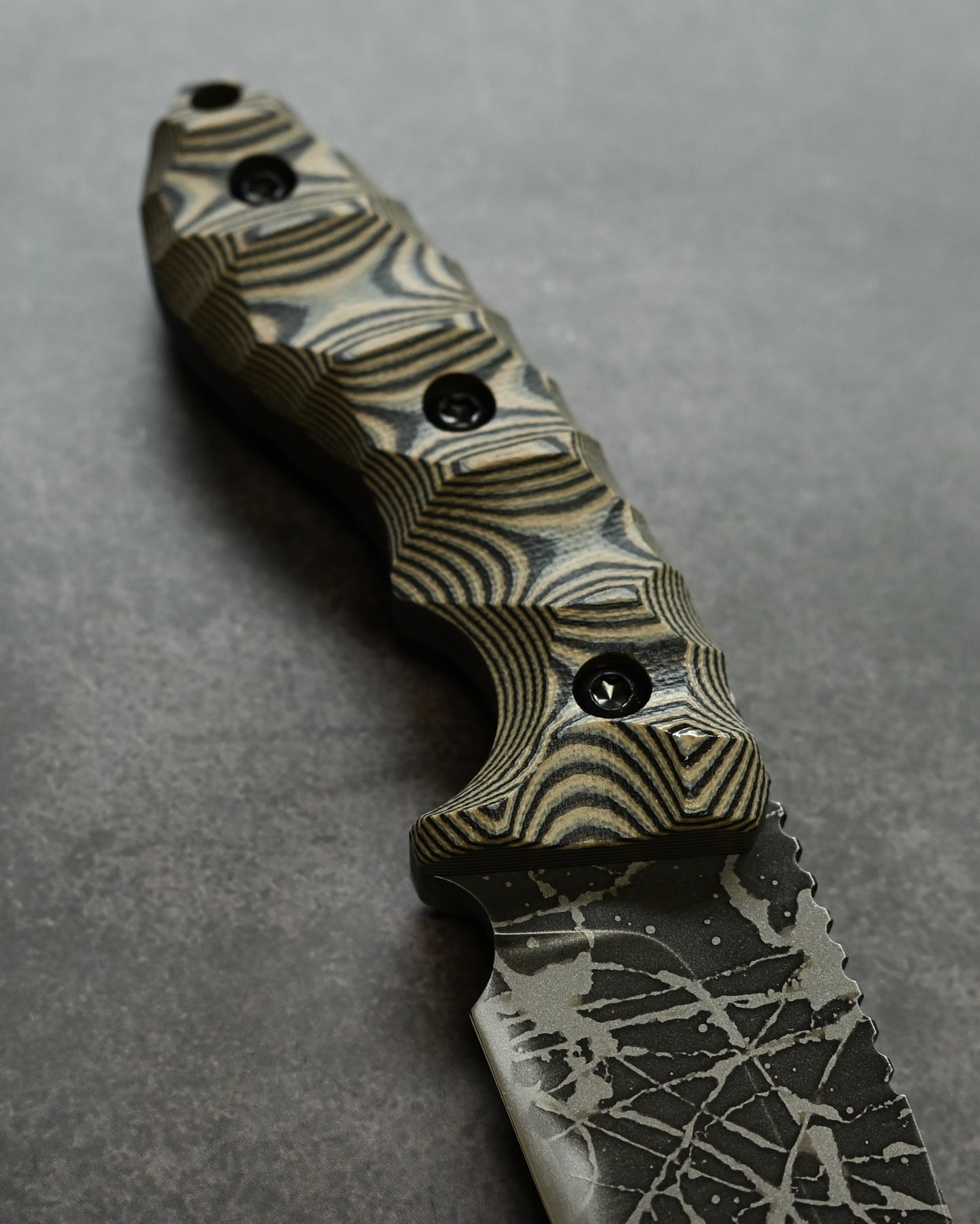 Kikuknives Suwa (諏訪 / スワ) | OU-31 Steel × G-10 Layered Handle | Kiku Matsuda Custom Knife