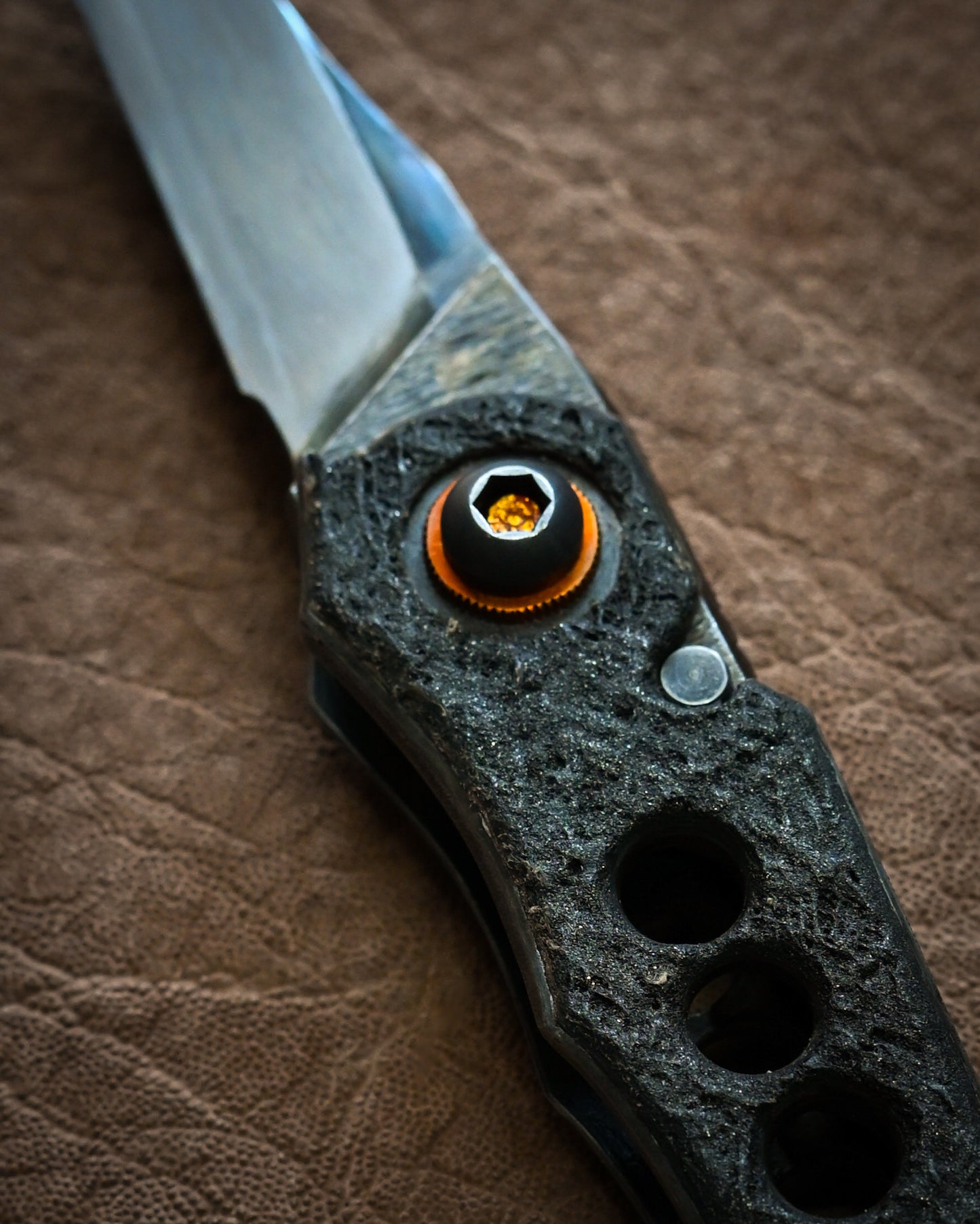 推薦作家・極希少 二部幸夫作 東京展示会モデル No.R8-3 「肥厚守」カスタムフォールディングナイフ