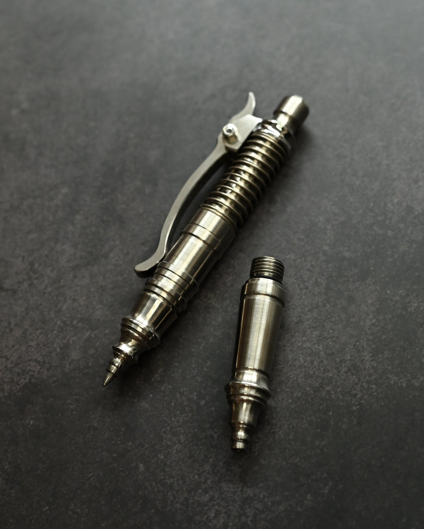 Hidetoshi Nakayama Bolt-Action Rotating Pen – Hidden Mechanism, Dual-Length Design